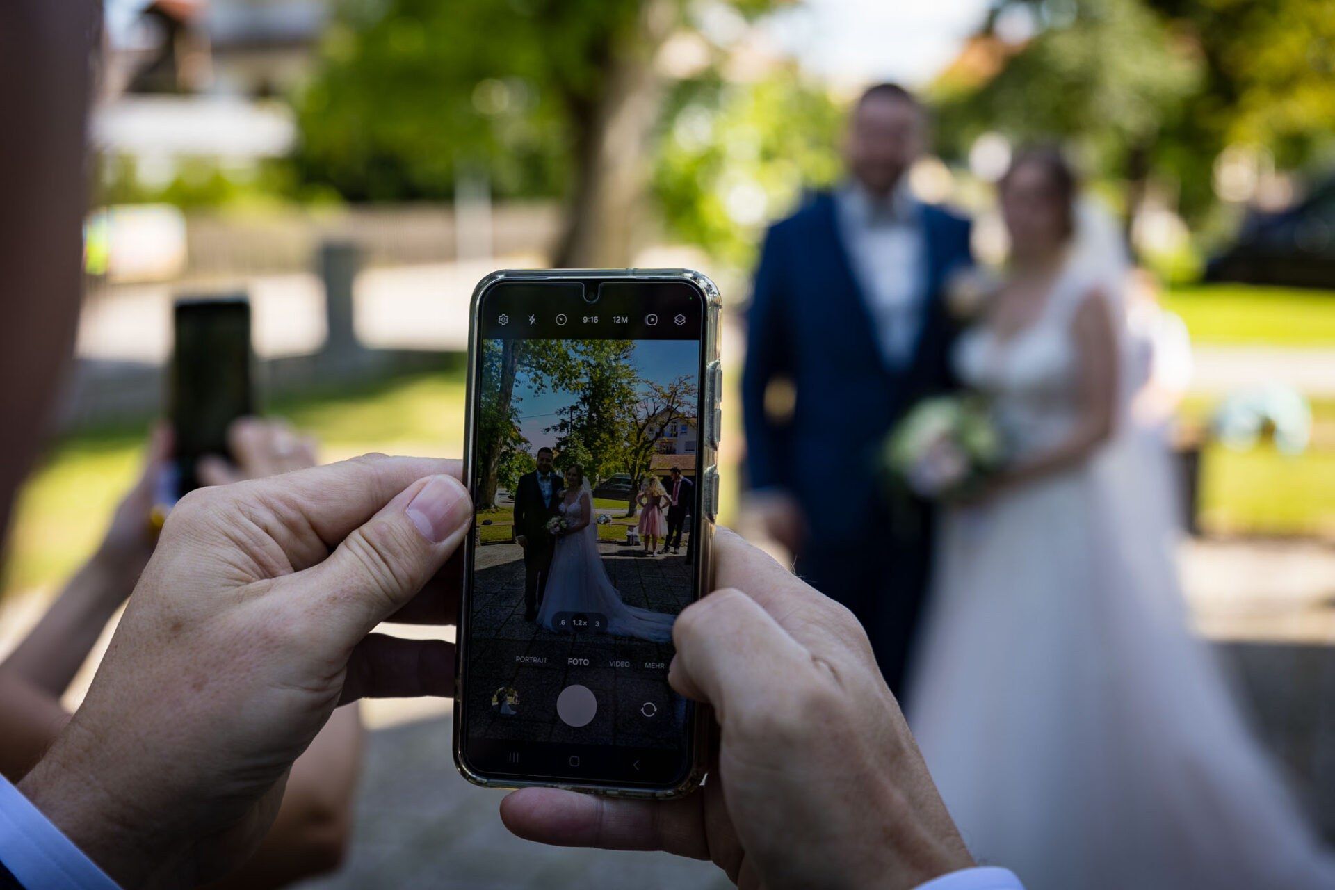 Hochzeitsfotograf für Hochzeitsbilder in Pfaffenhofen, Ingolstadt, München, Regensburg, Augsburg, Nürnberg und Rohrbach.