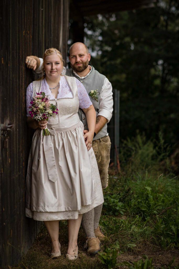 Lechtaler Dirndl & Tracht sind eure Partner für die richtige Tracht ob für Hochzeiten oder normale Anlässe.