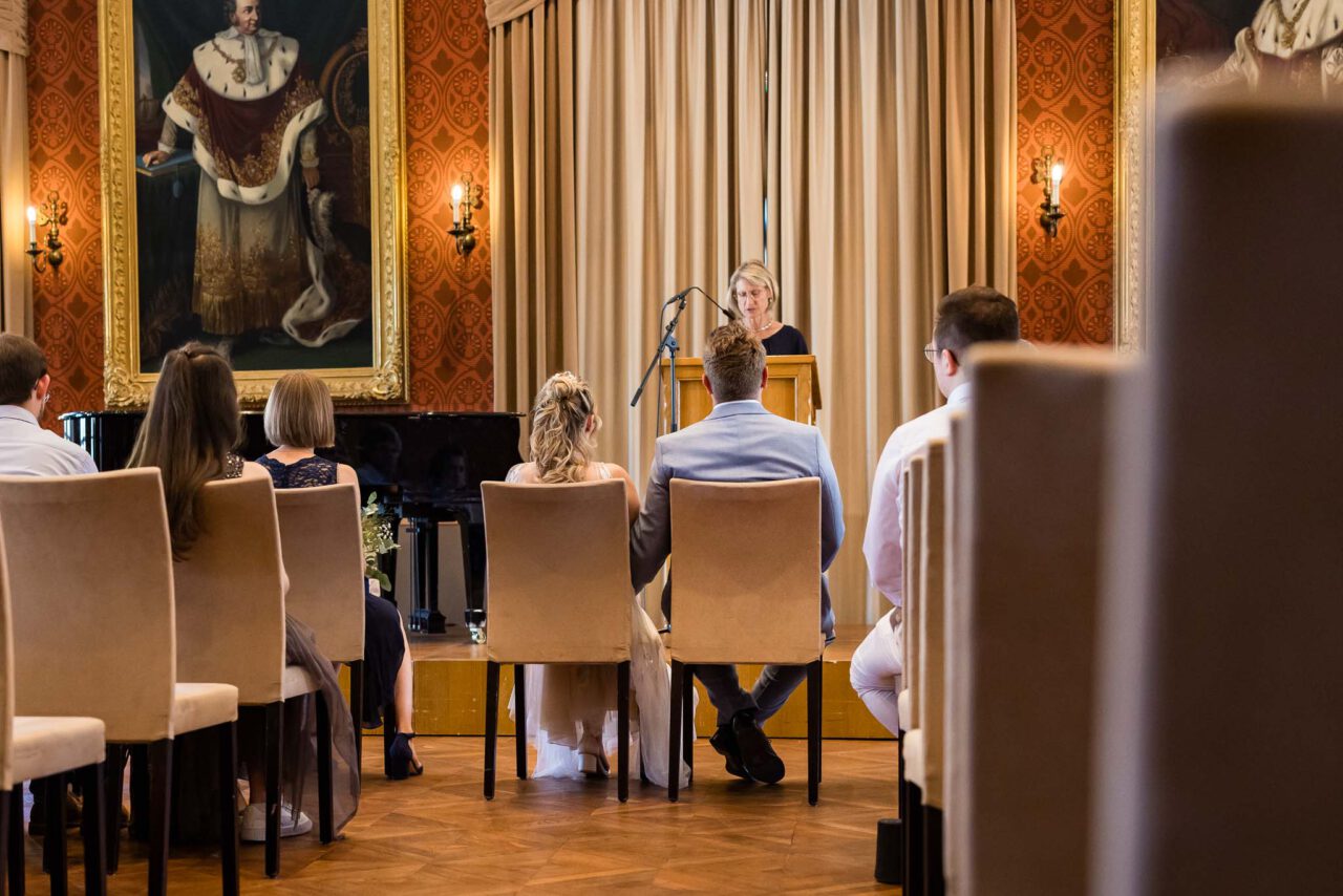 Standesamtliche Trauung im Festsaal in Pfaffenhofen im Rathaus