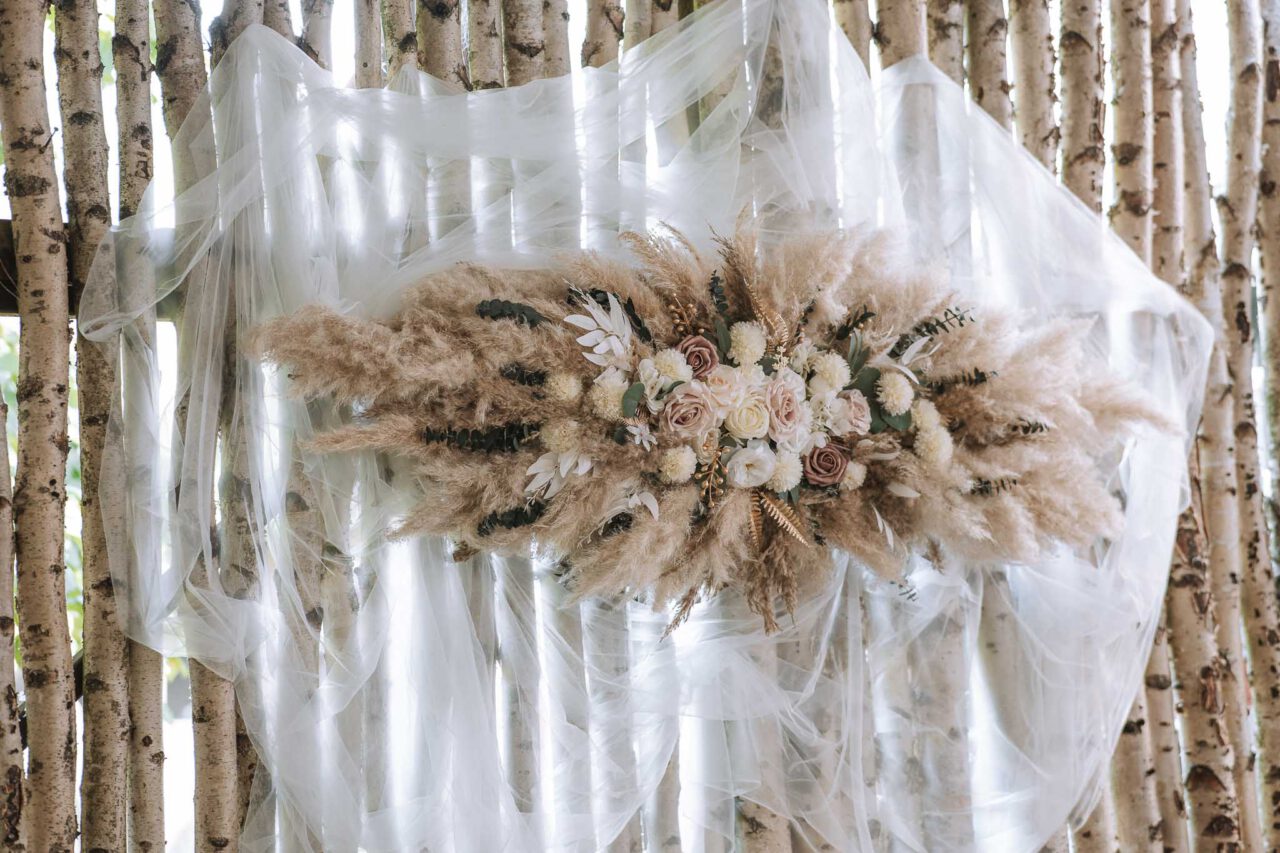 Trockenblumen Hochzeitsdekoration der freien Trauung in Geisenfeld beim Rockermeier