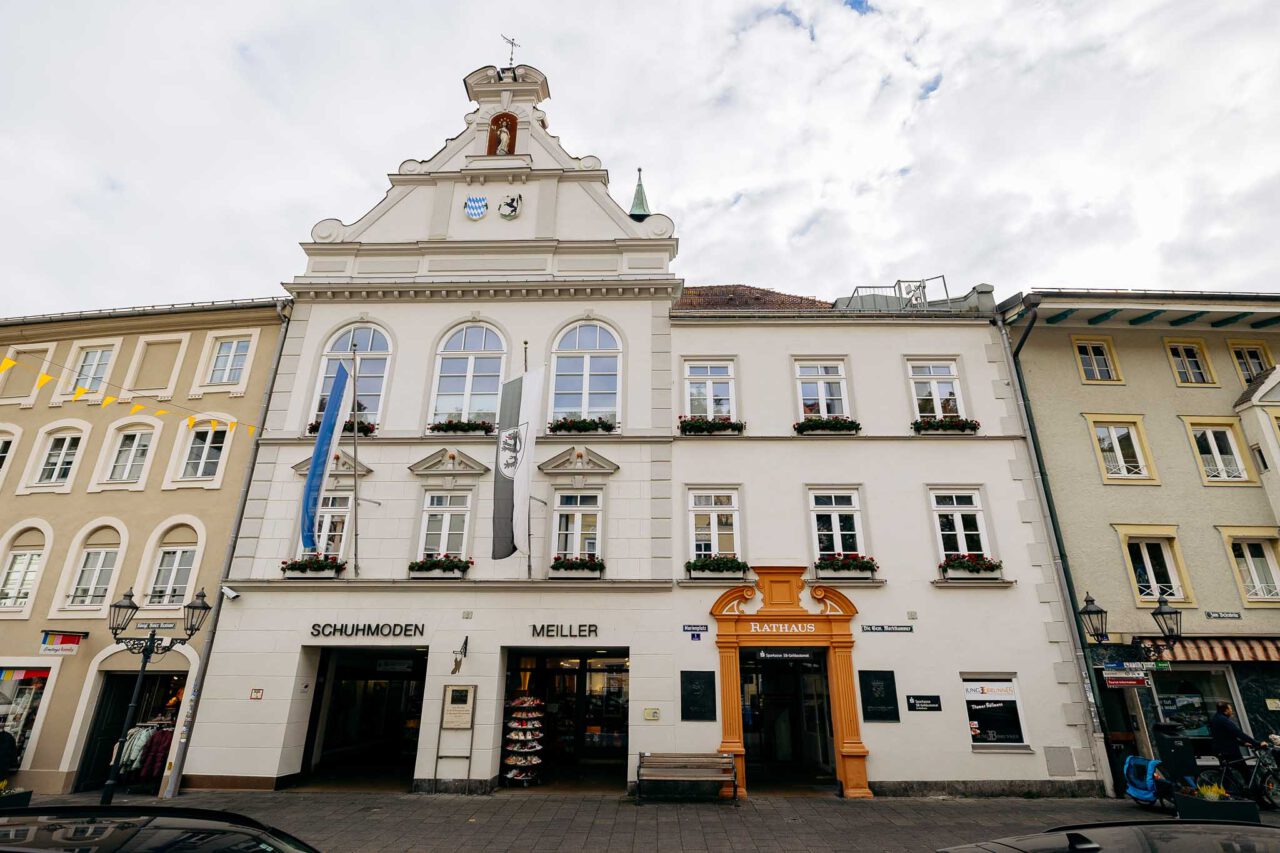 Vorderansicht Rathaus Wolfratshausen