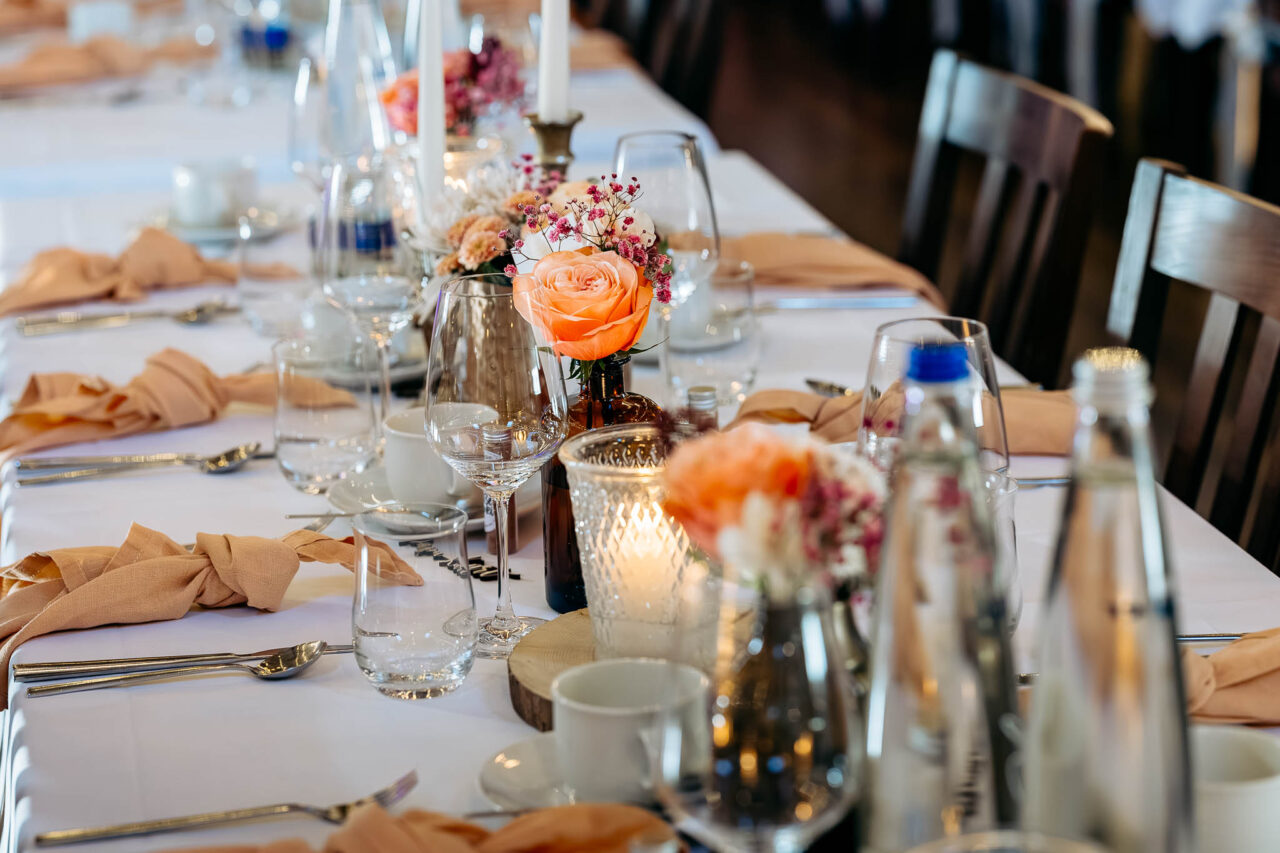 Tisch Detailaufnahme in Maiers Hofstubn