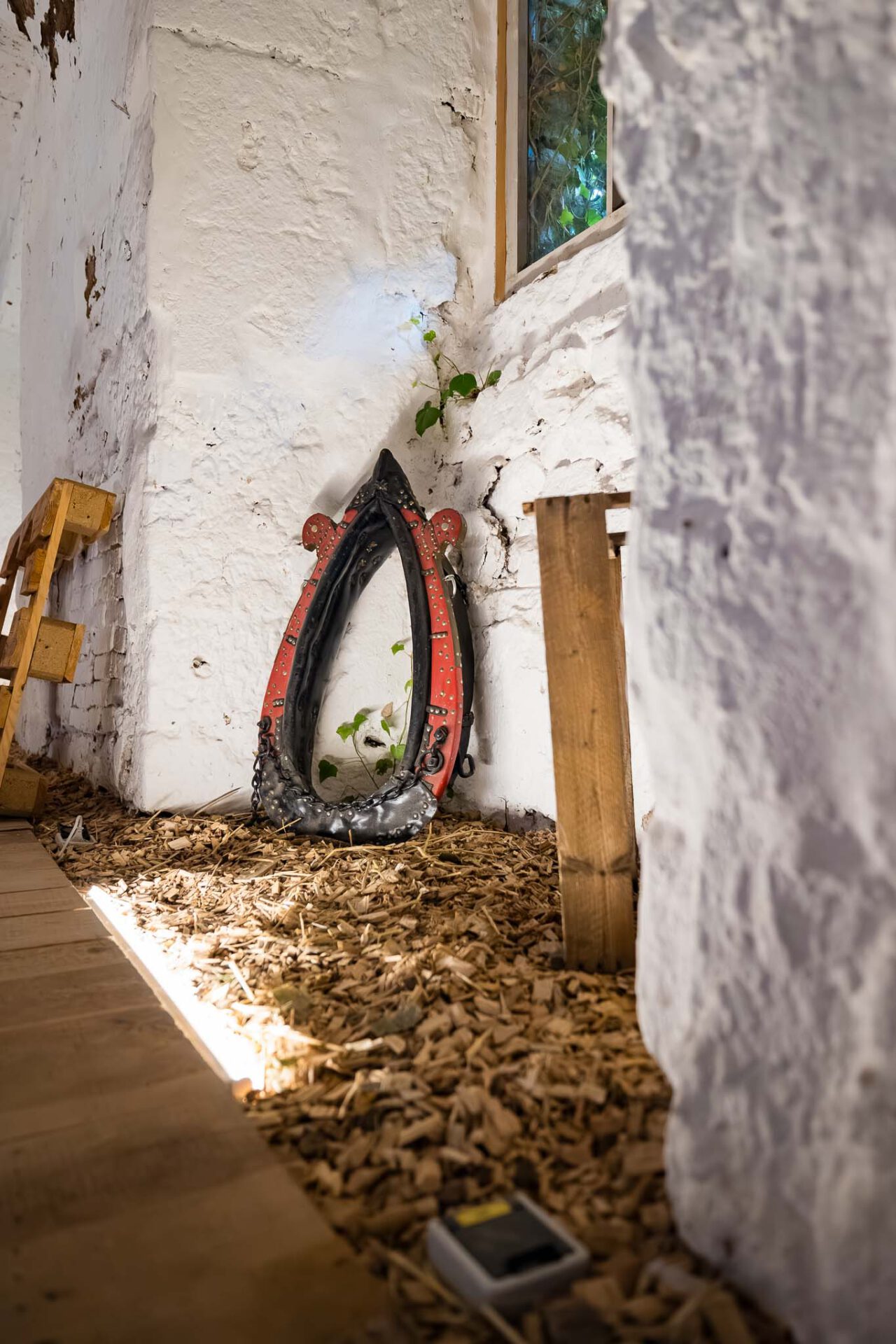 Historische Dekoration im Ochsenstall Ellingen in der Hochzeitslocation im Schloss Fürst Carl Ellingen