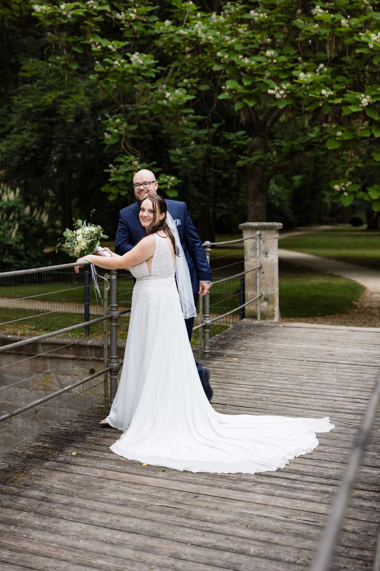 Brautkleid von Bella Sposa im Brautshooting im Schloss Ellingen