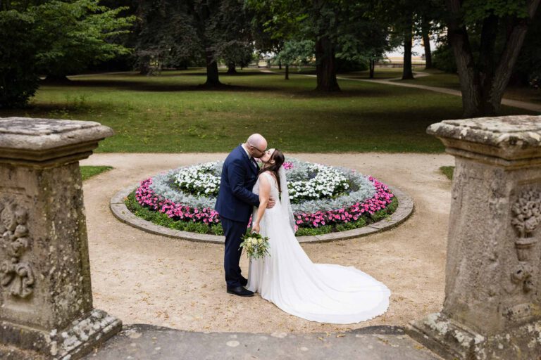 Mehr über den Artikel erfahren Brautmode Bella Sposa