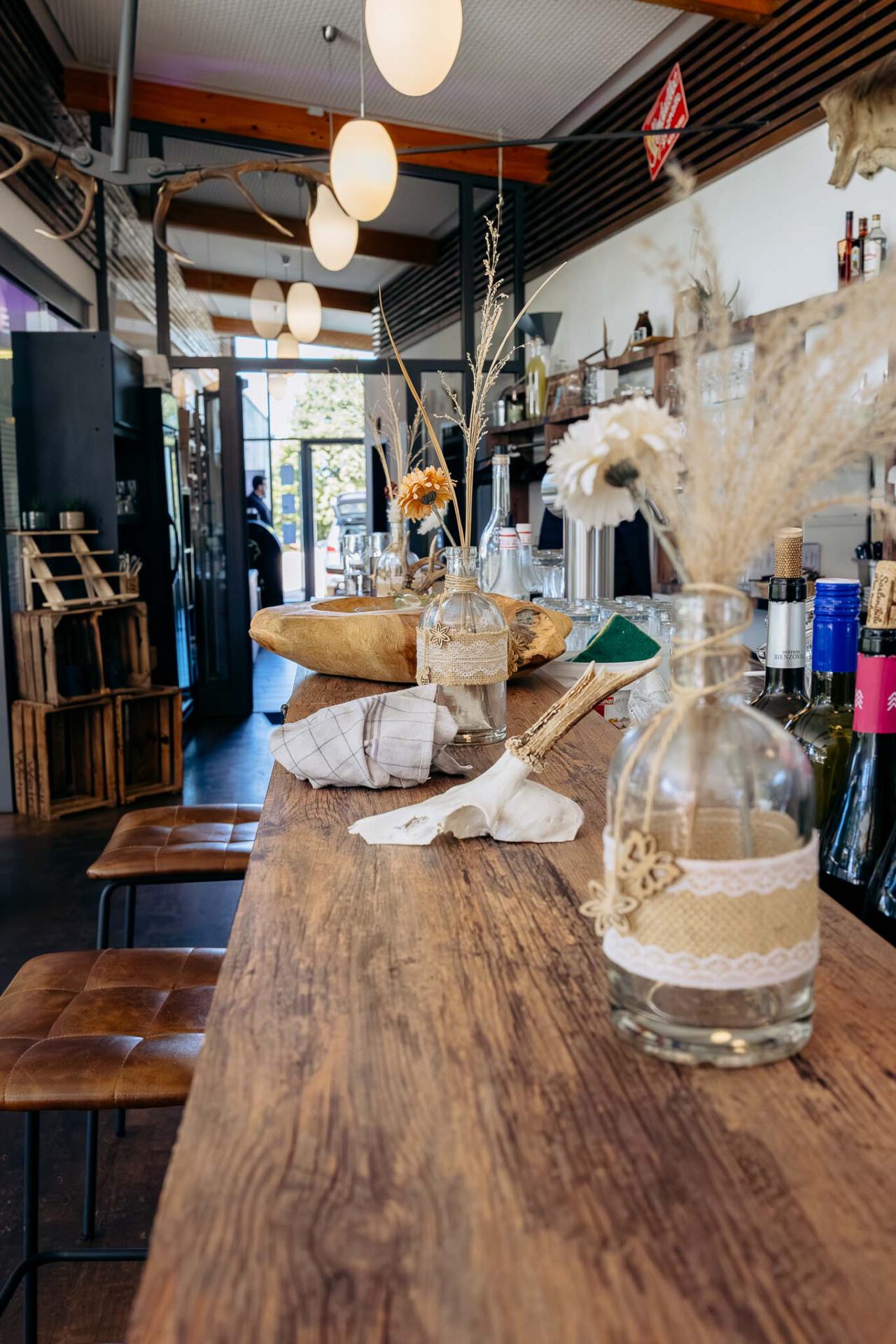 Bardekoration im Robos Waldblick zur Hochzeit