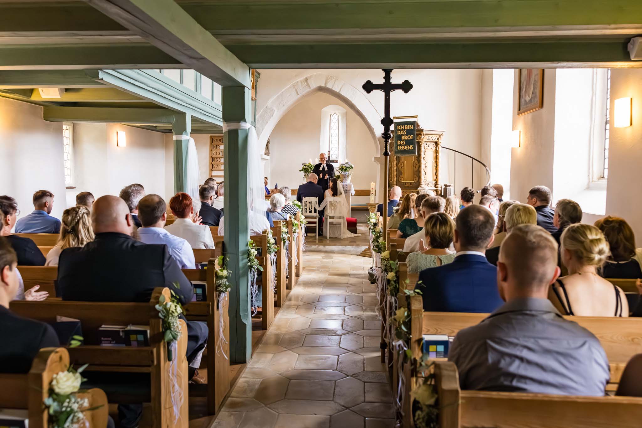 Du betrachtest gerade Kirchliche Trauung Holzingen