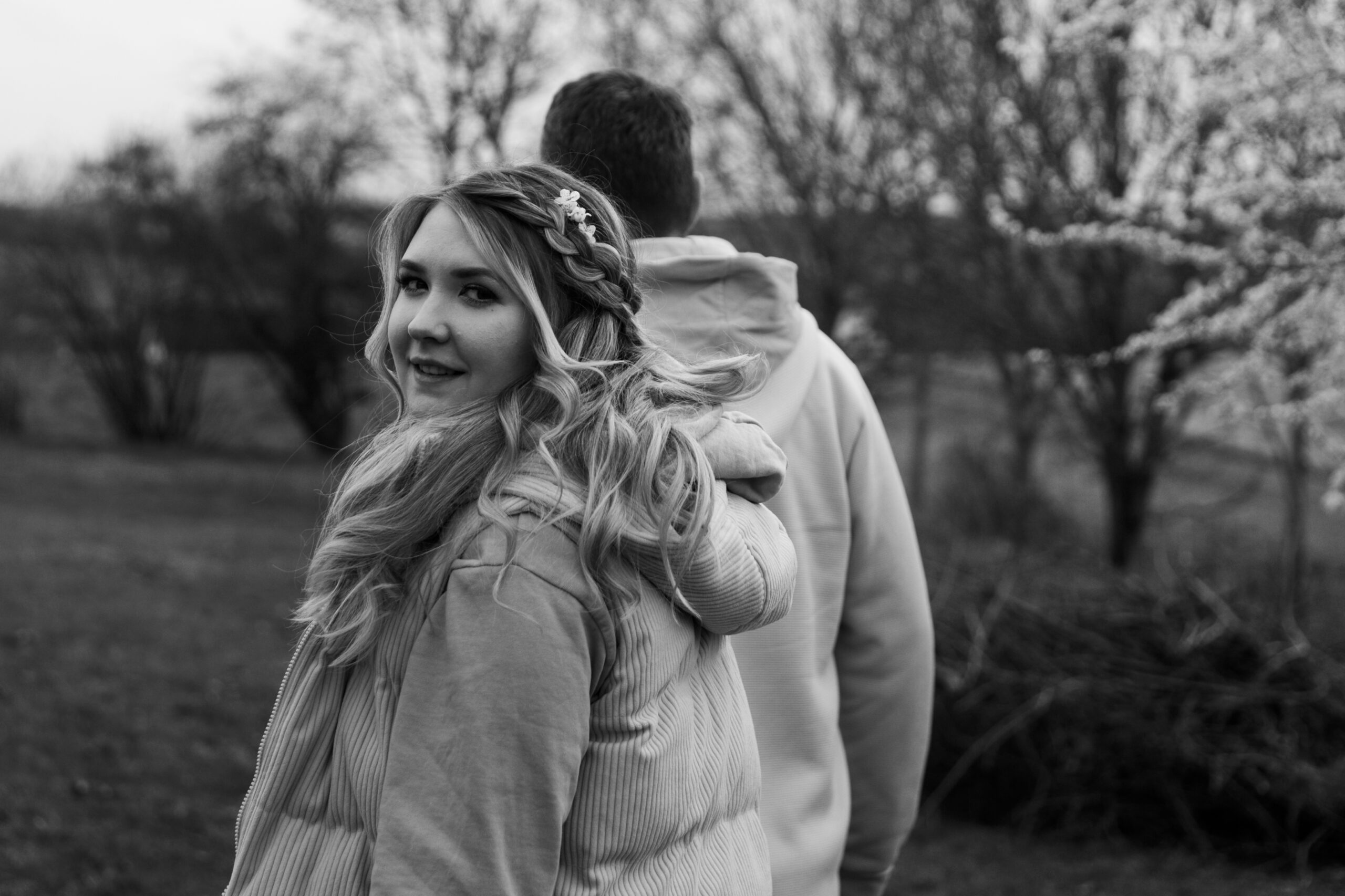 Du betrachtest gerade Mainburg – Paarfotoshooting Jana & Cornelius