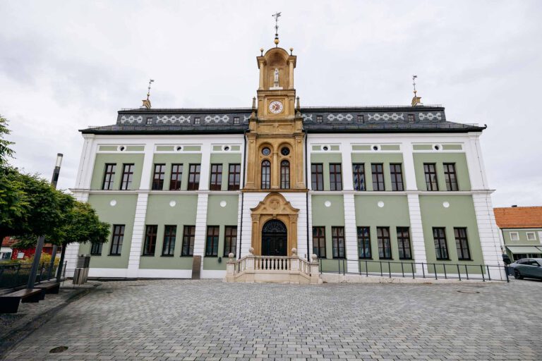 Mehr über den Artikel erfahren Standesamt Wolnzach – Lena & Martin